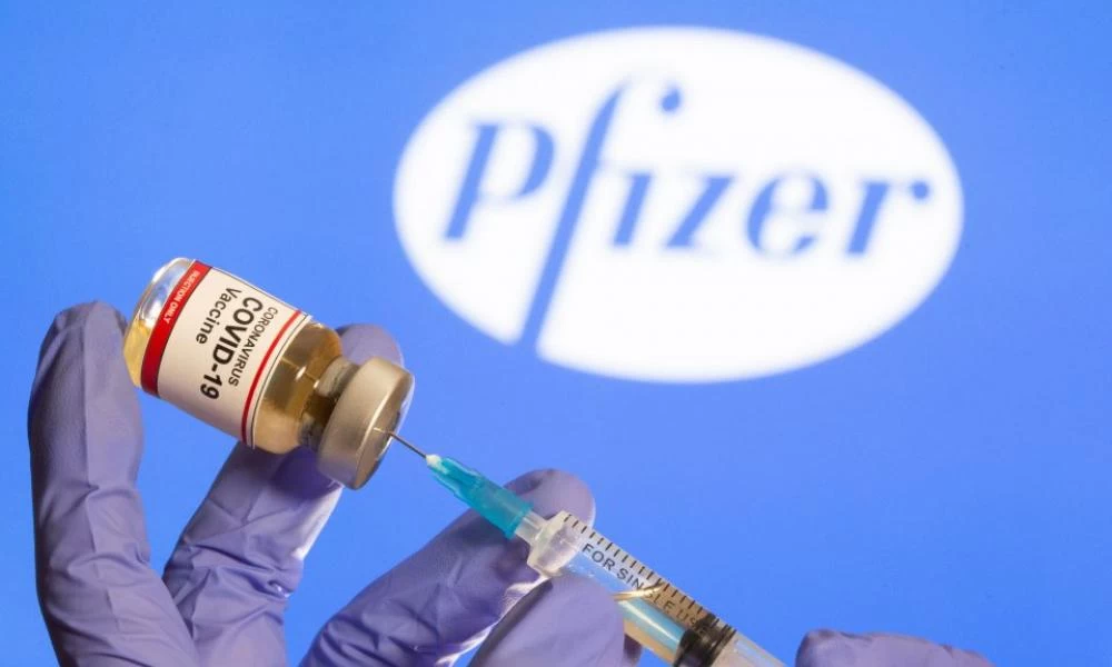 Συμβόλαιο 300 εκ. δόσεων εμβολίου Κομισιόν – Pfizer